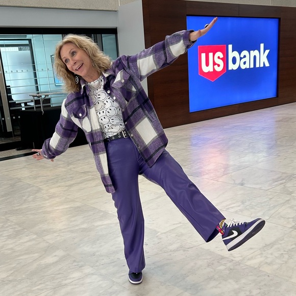 Meet your Posher, Leslie - Picture 12 of 16